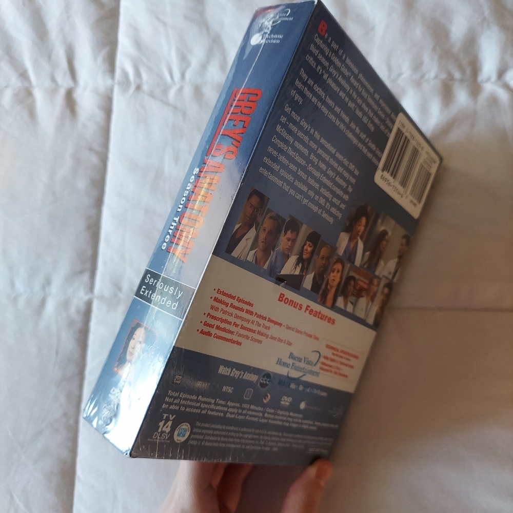 Grey's Anatomy Season 3 Extended Edition SEALED DVD Set - Picture 2 of 3
